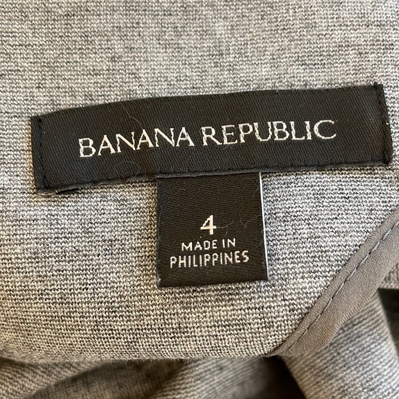 Dress by Banana Republic. - Picture 5 of 5